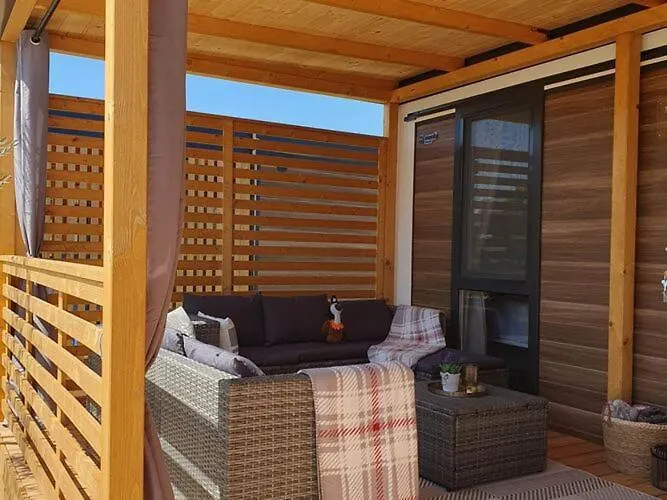 Mobile Homes Karlo & Dino - Two Bedroom Mobile Home With Terrace Pula 0*,