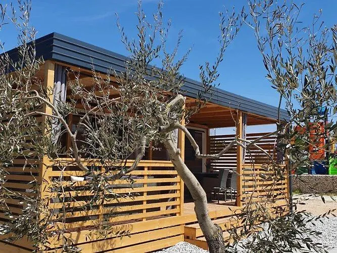 Mobile Homes Karlo & Dino - Two Bedroom Mobile Home With Terrace Pula