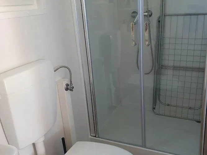 Mobile Homes Karlo & Dino - Two Bedroom Mobile Home With Terrace Pula 0*,  Croatia